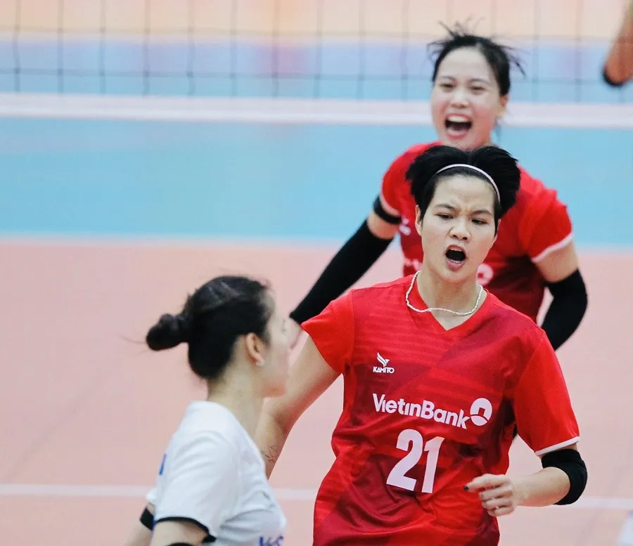 Đội Ngân hàng Công Thương nỗ lực thi đấu nhưng đã thua 3 trận tại vòng 2. Ảnh: DŨNG PHƯƠNG