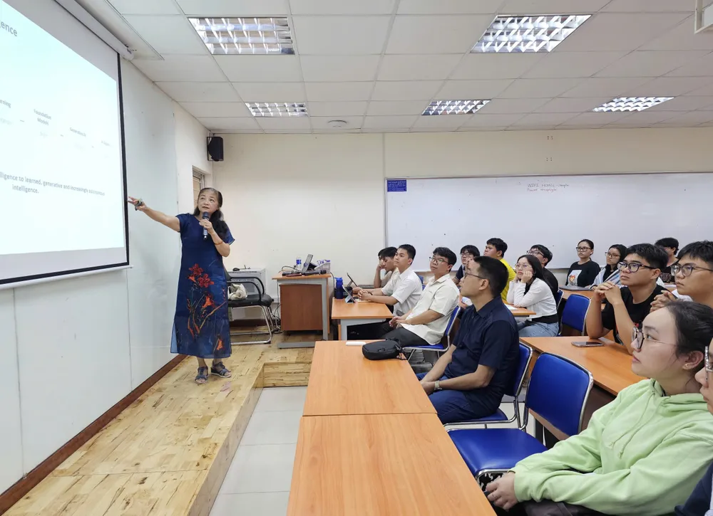 GS.TS Lê Thị Hoài An