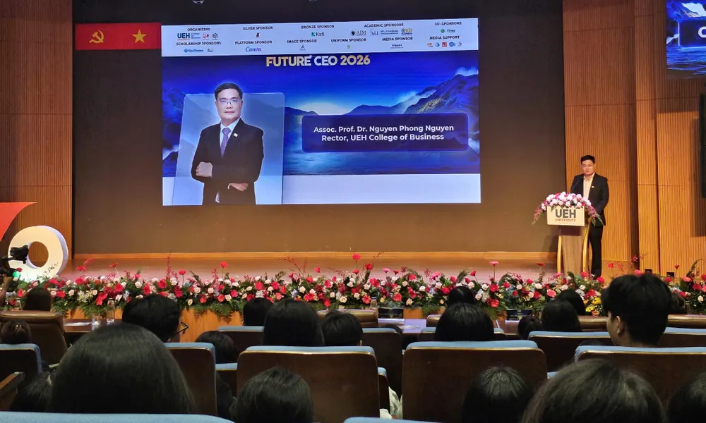 PGS.TS Nguyễn Phong Nguyên – Hiệu trưởng Trường Kinh doanh UEH, phát biểu phát động cuộc thi.