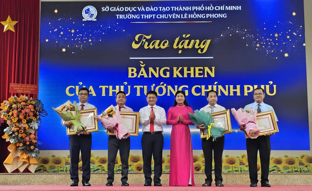 Truong_THPT_Chuyen_Le_Hong_Phong_Khai_Giang_Nam_Hoc_2026_2027_12.jpg