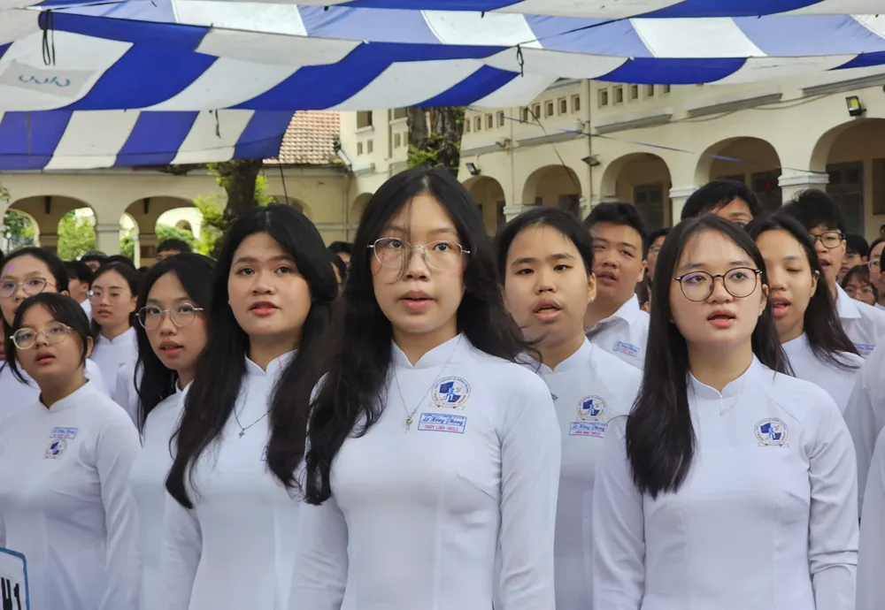 Truong_THPT_Chuyen_Le_Hong_Phong_Khai_Giang_Nam_Hoc_2026_2027_4.jpg