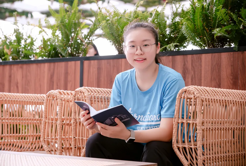 Dương Kim Trân.