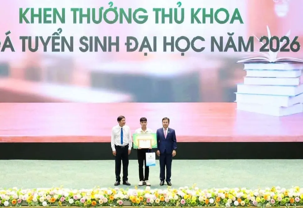 Hung Tien_DHYKPNT_2a.jpg