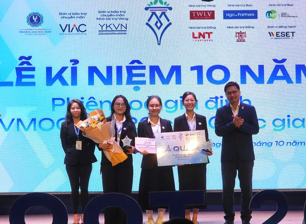 Chung_ket_phien_toa_gia_dinh_VMoot_2026_3.jpg