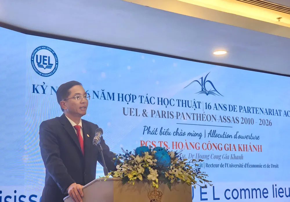 26_tan_thac_si_tot_nghiep_chuong_trinh_luat_Viet_Phap_9.jpg