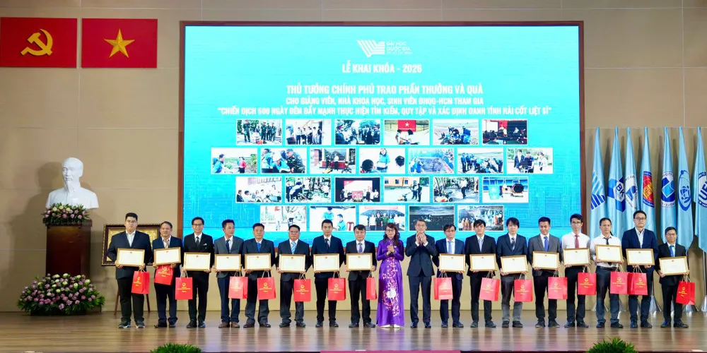 Le_Van_Anh_Cuong-5.jpg