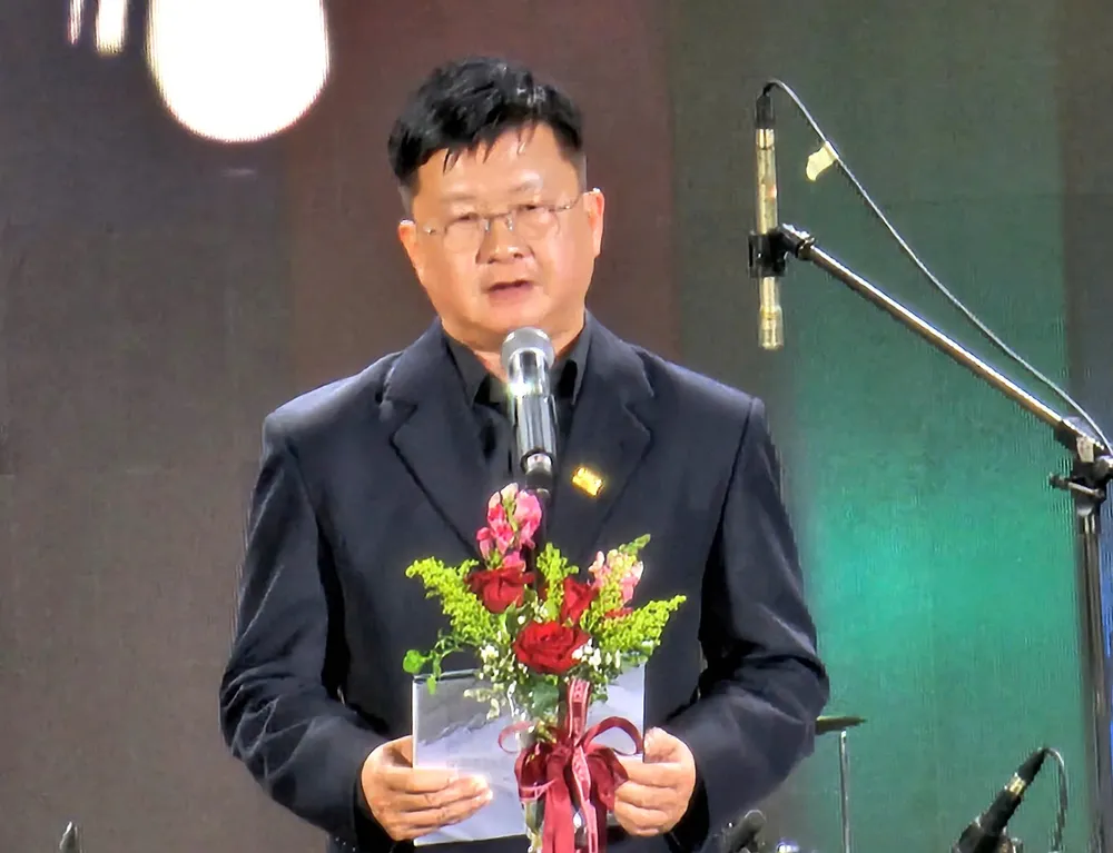 LightBloom_2026_TS_Dinh_Cong_Khai_1.jpg