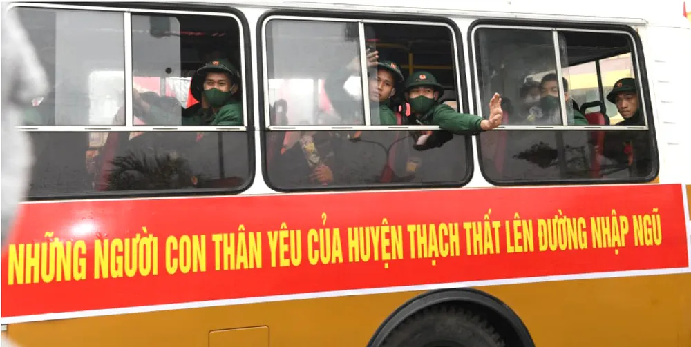 Thanh niên cả nước nô nức lên đường tòng quân ảnh 33