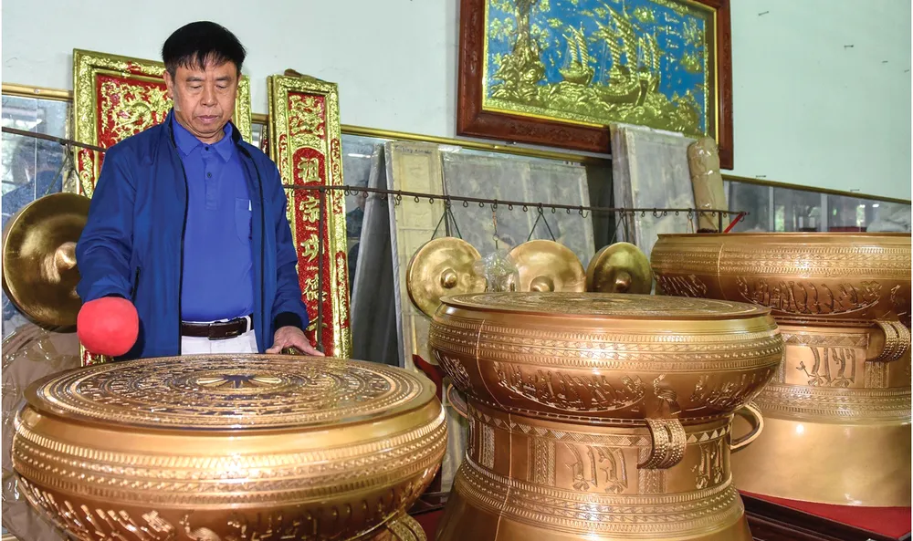 Lang duc dong Tra Dong-3.jpg