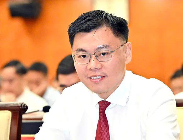 Huy Vu.jpg