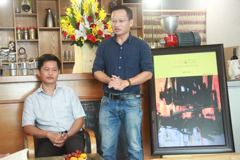 "Viết & Đọc" - Bữa tiệc cho những người yêu văn chương ảnh 2