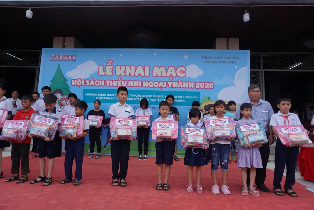 Hơn 30.000 bản sách tại Hội sách Thiếu nhi ngoại thành 2020 ảnh 5