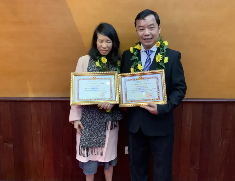 CEO First News Nguyễn Văn Phước lần thứ 2 nhận giải thưởng phát triển văn hóa đọc  ảnh 1