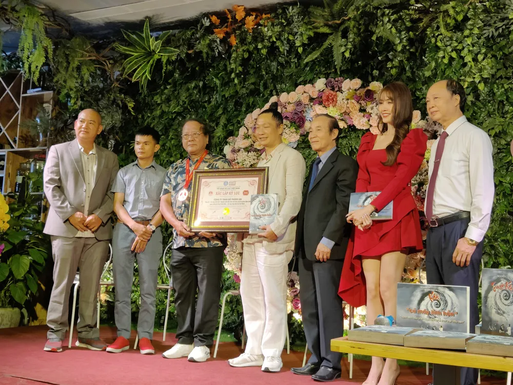 Ra mắt sách kể chuyện “bếp núc” của Kiều @  ảnh 3