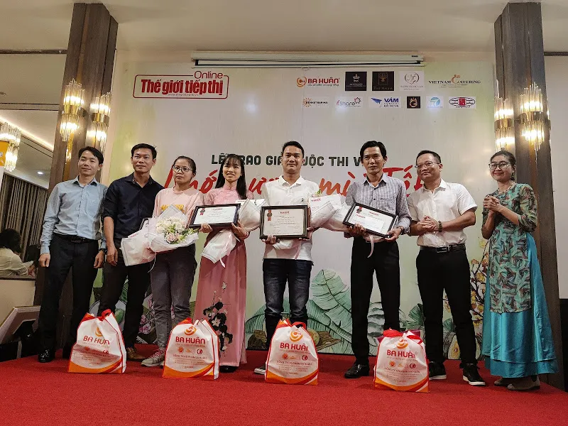 Tác giả 90 tuổi đoạt giải trong cuộc thi viết “Nhớ thương mùi Tết” ảnh 2