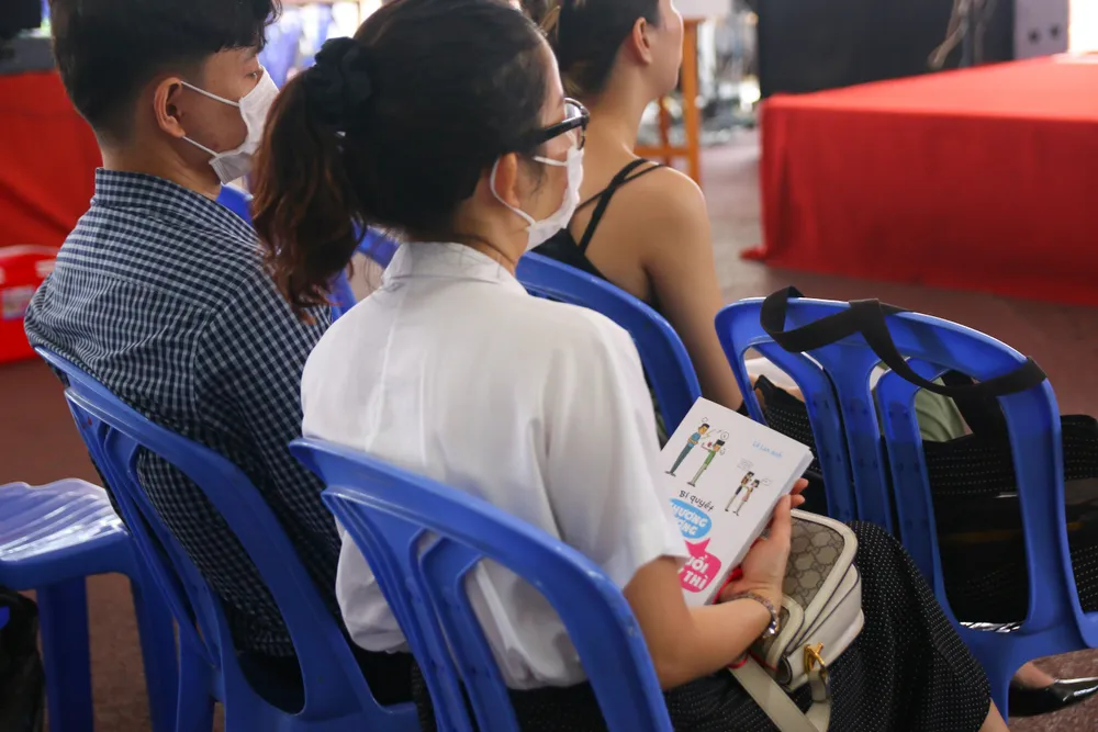 Khám phá bí quyết nói chuyện với con về tuổi dậy thì ảnh 4