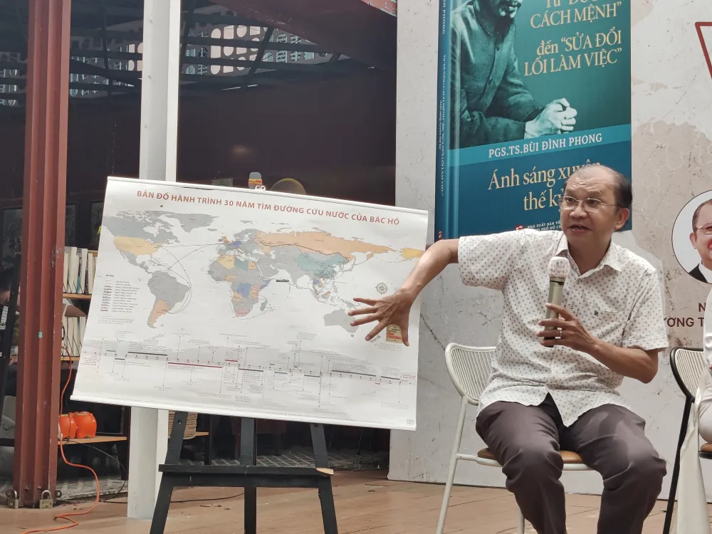 Giao lưu xung quanh các tác phẩm viết về Chủ tịch Hồ Chí Minh ảnh 3