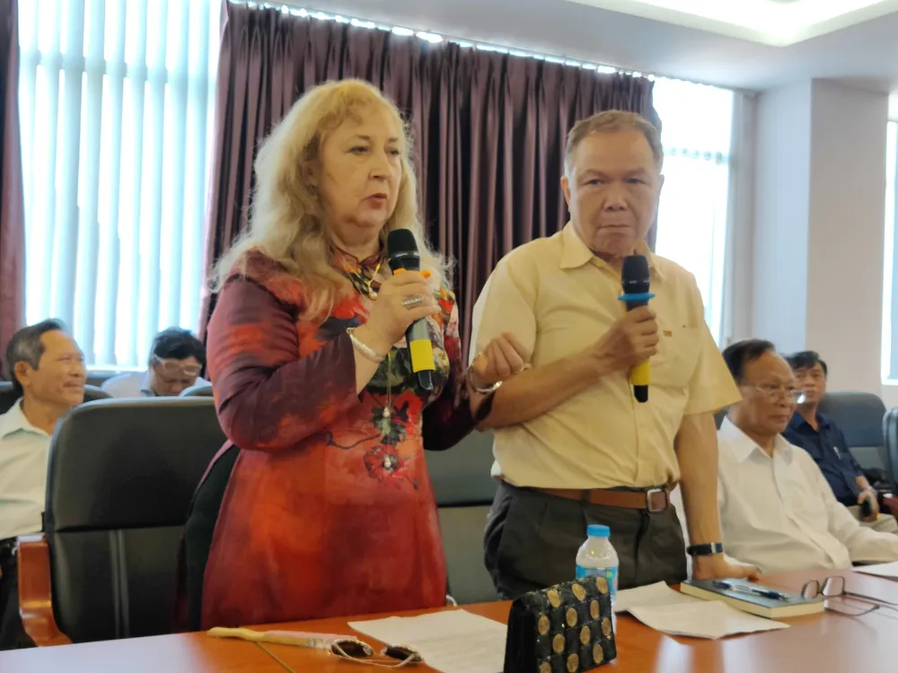 Lắng nghe nhà văn nói về nghề ảnh 5