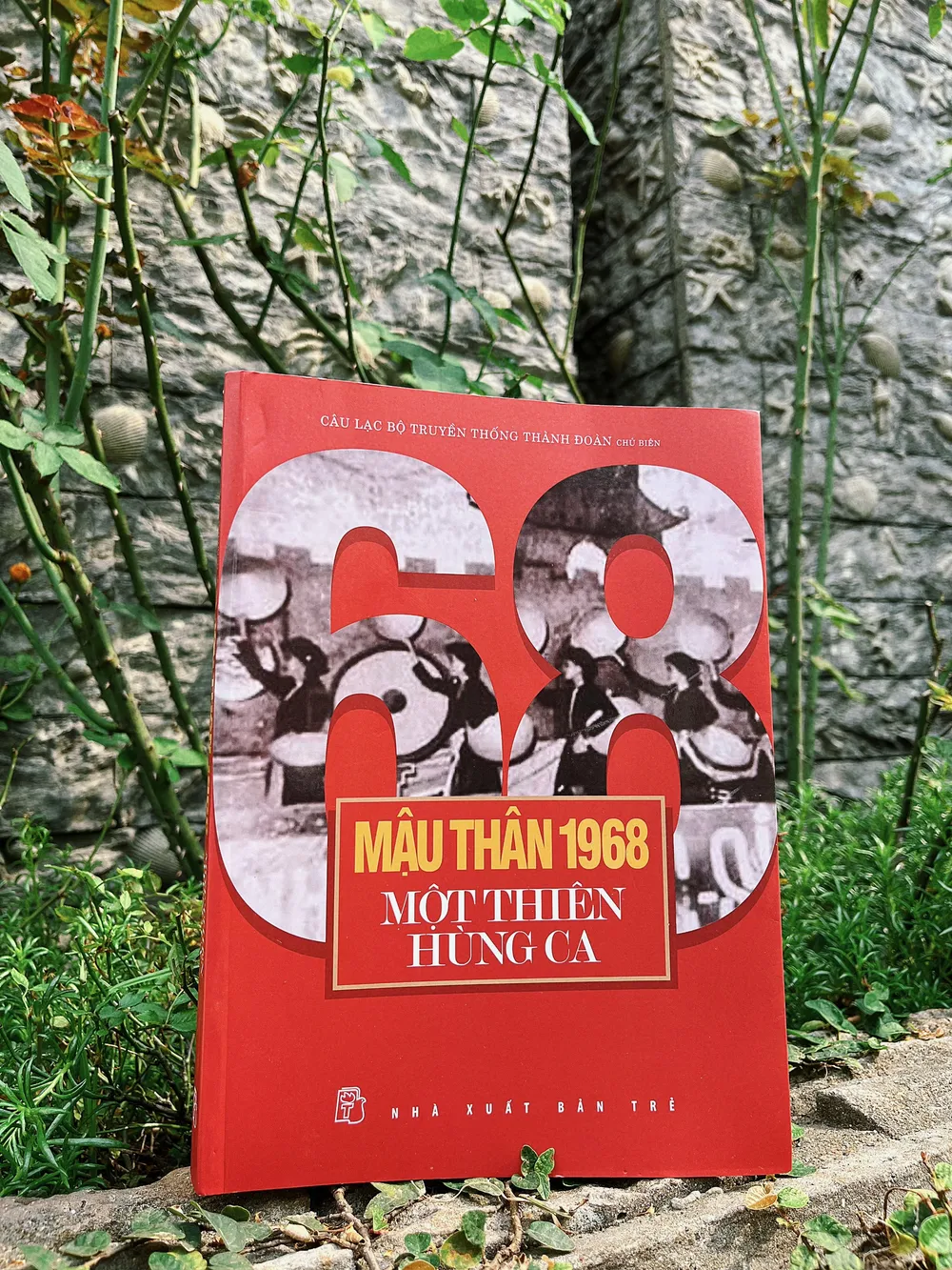 Ấn phẩm "Mậu Thân 1968 - Một thiên hùng ca" vừa được tái bản và bổ sung nhiều bài viết cùng những hình ảnh, tư liệu súc tích, cô đọng
