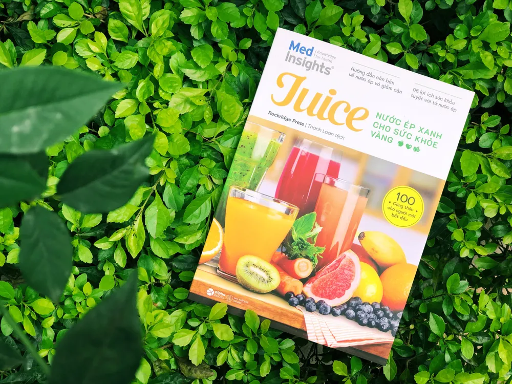 "Juice - Nước ép xanh cho sức khỏe vàng" của tác giả Rockridge Press