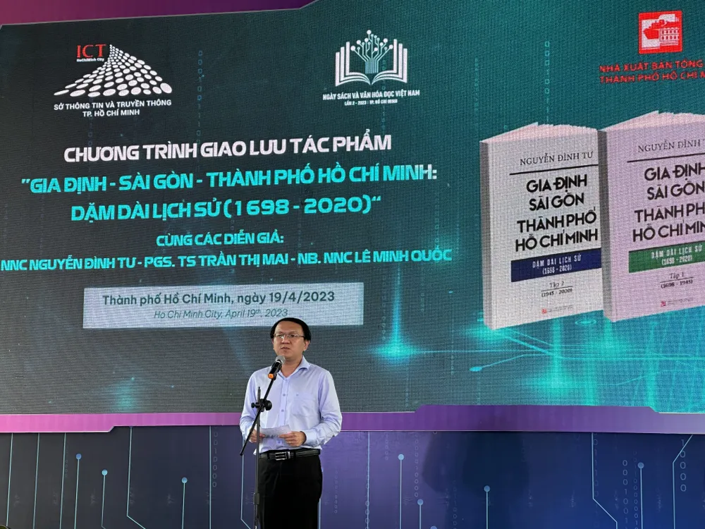 Giám đốc Sở TT-TT TPHCM Lâm Đình Thắng phát biểu tại chương trình