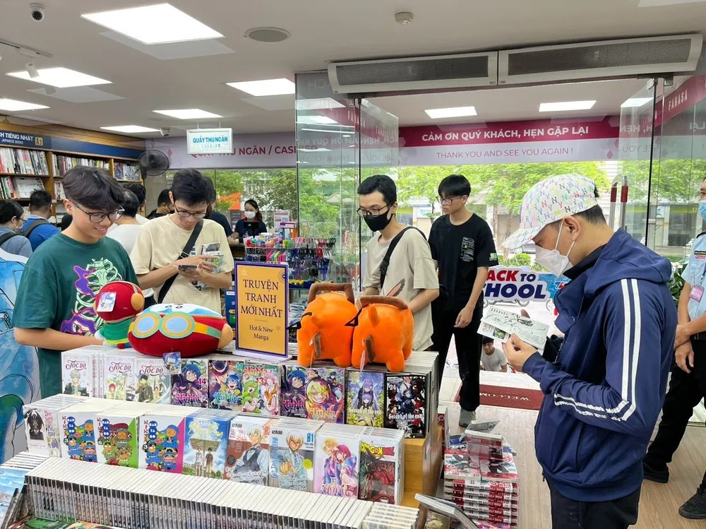 Bạn đọc hào hứng tìm mua những ấn phẩm Manga mới ra mắt