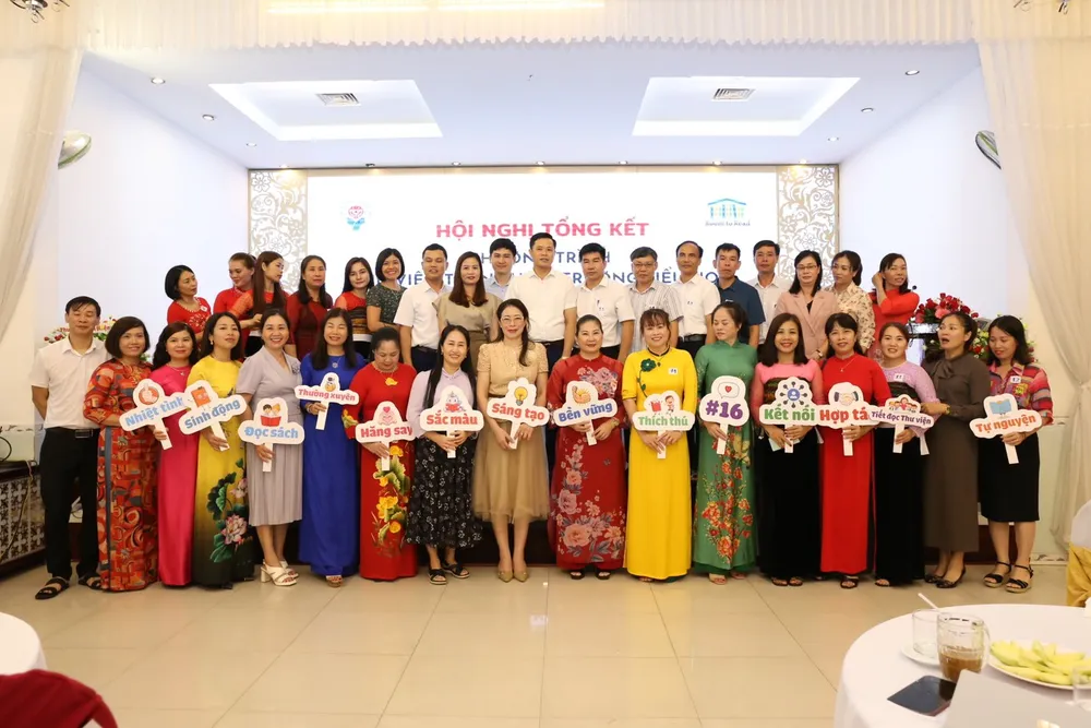 Các đại biểu tham gia hội nghị