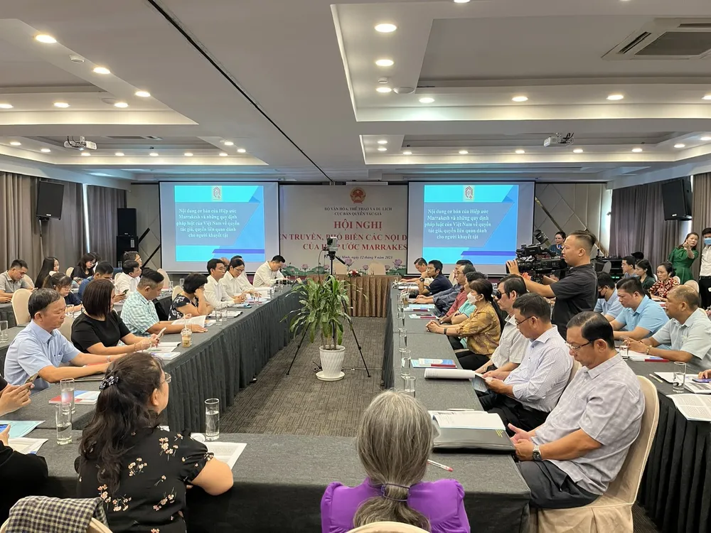 Quang cảnh hội nghị