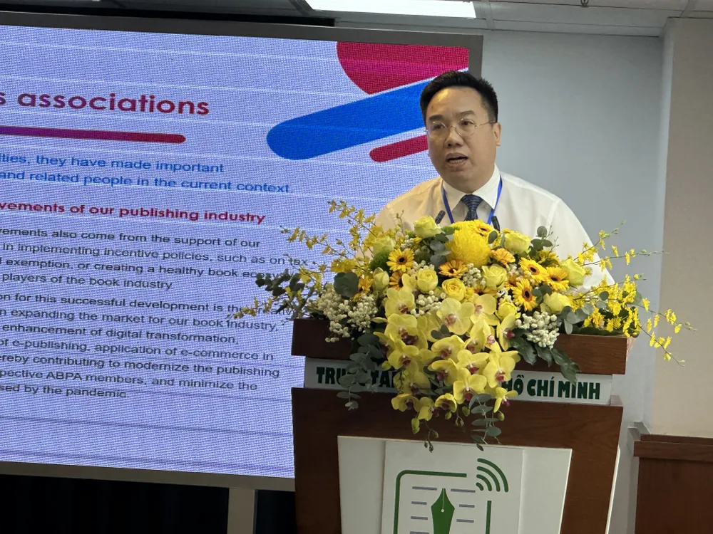 Ông Nguyễn Nguyên phát biểu tại hội nghị