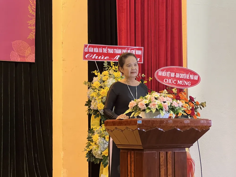 Nhà văn Bích Ngân, Chủ tịch Hội Nhà văn TPHCM cho rằng, nhắc đến cuộc đời nhiều thăng trầm lắm sóng gió của Đỗ Nam Cao, thì phải nhắc đến thi ca