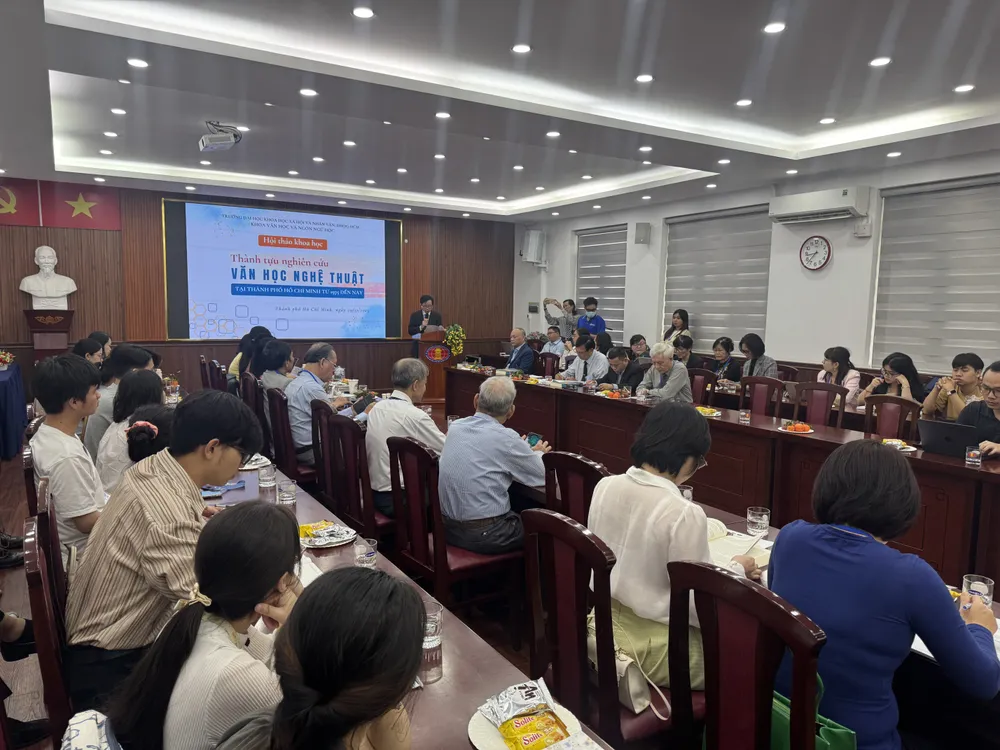 Các diễn giả tham dự Hội thảo.JPG