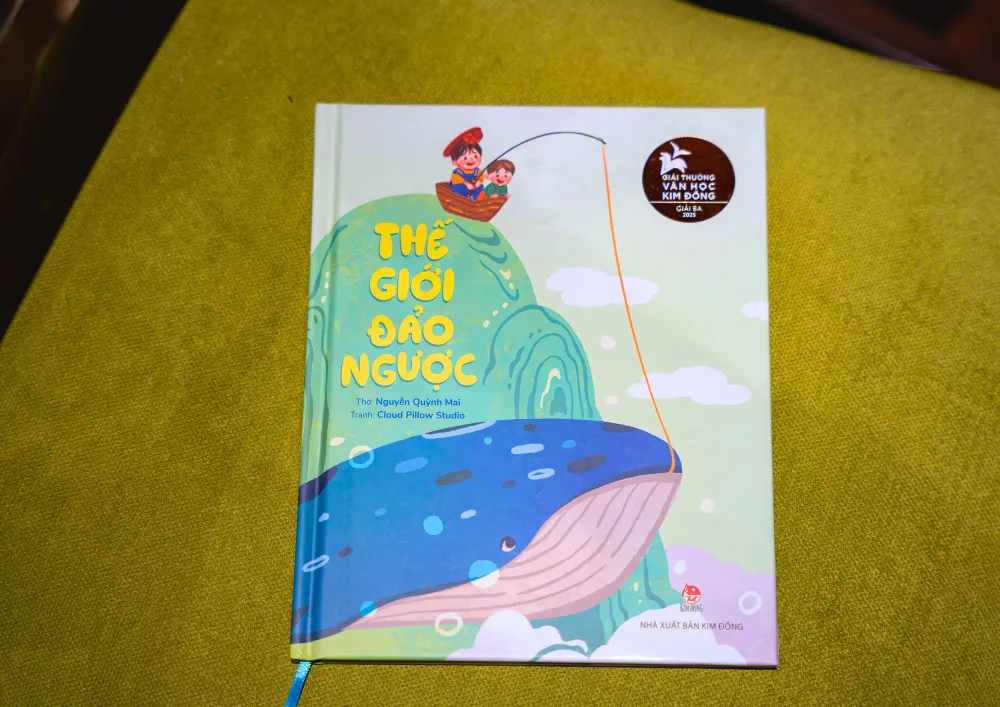 The gioi dao nguoc (2).jpg