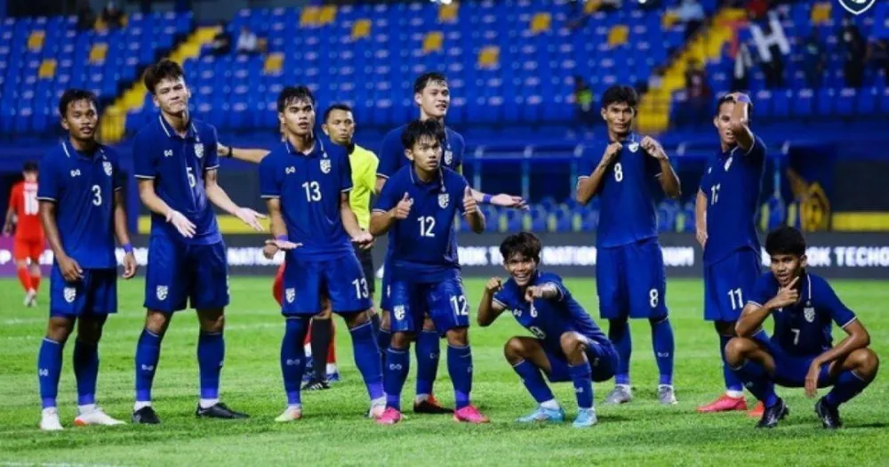 HLV Mano Polking sẽ không tiếp tục dẫn U23 Thái Lan? ảnh 1