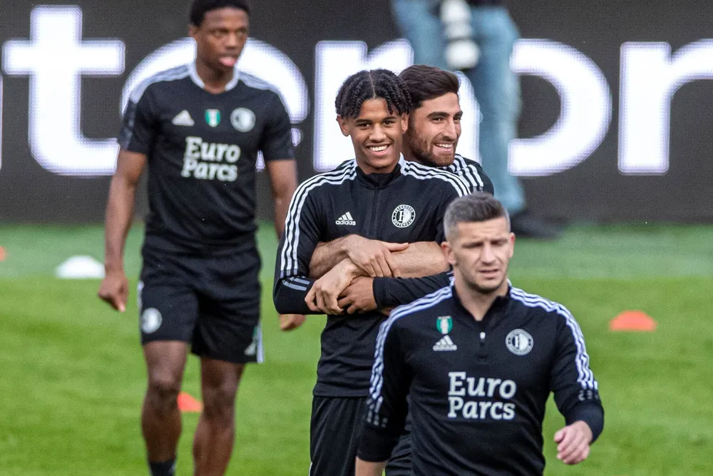 Chung kết Europa Conference League: Chờ Mourinho hoàn tất bộ sưu tập ảnh 3