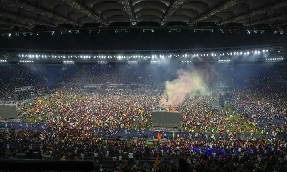 Vô địch Europa Conference League, Mourinho thiết lập một loạt kỷ lục cùng Roma ảnh 7