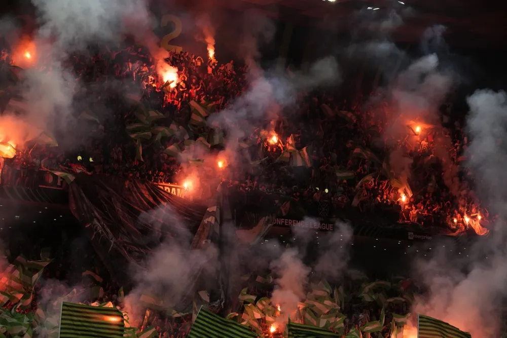 Vô địch Europa Conference League, Mourinho thiết lập một loạt kỷ lục cùng Roma ảnh 6