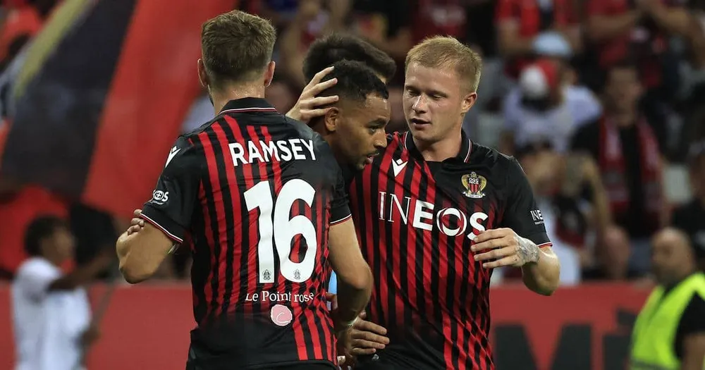 Nicolas Pepe đào thoát khỏi Arsenal ảnh 1