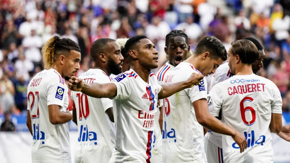PSG thắng dễ, Marseille và Lyon tiếp bước ảnh 2