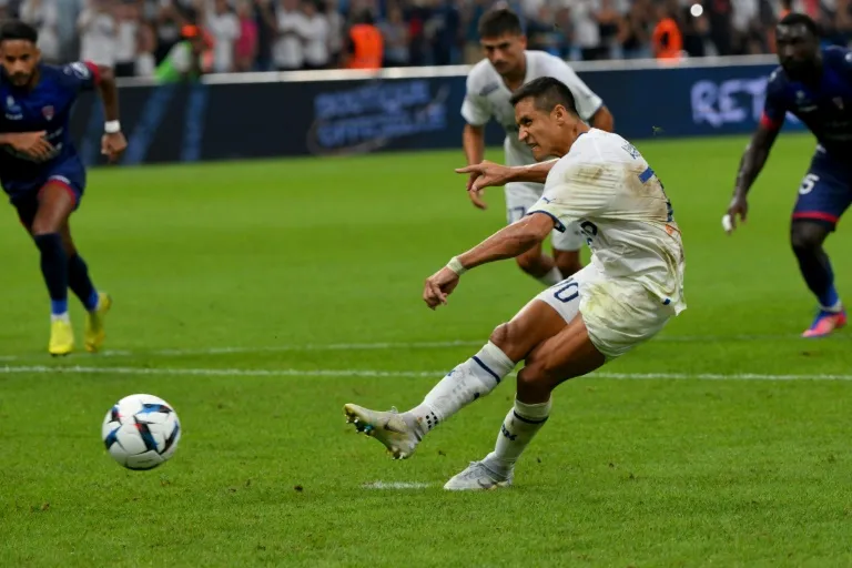 PSG thắng dễ, Marseille và Lyon tiếp bước ảnh 1