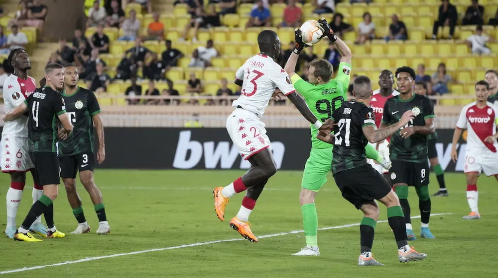 Đêm châu Âu kém vui của người Pháp ảnh 1