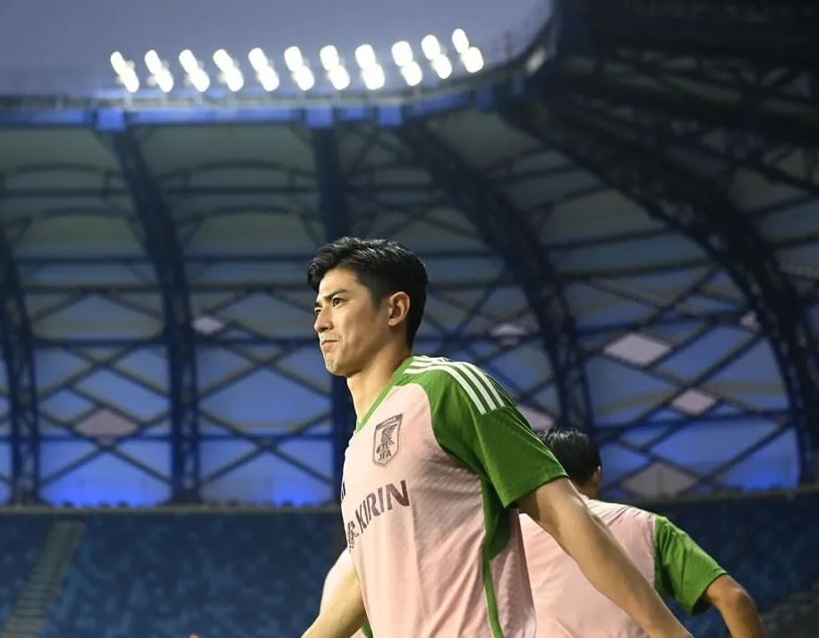 Tuyển thủ Nhật Bản gây sốt vì quá đẹp trai ảnh 4