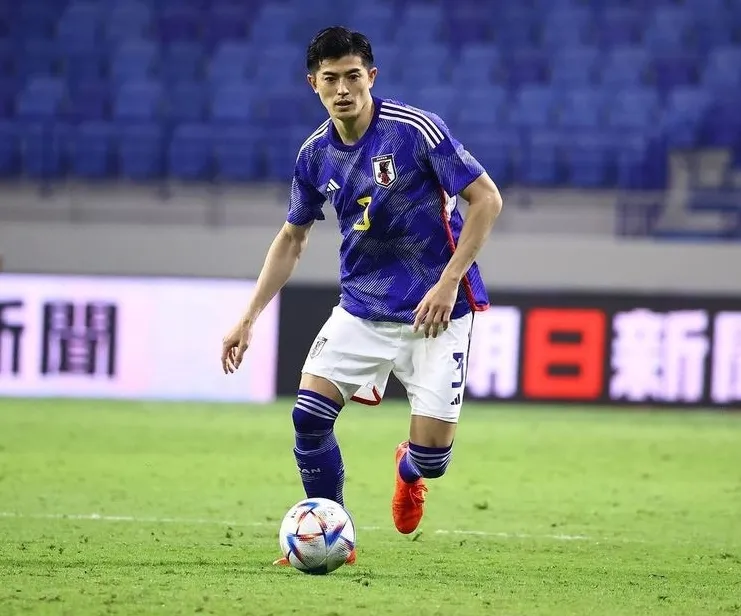 Tuyển thủ Nhật Bản gây sốt vì quá đẹp trai ảnh 6