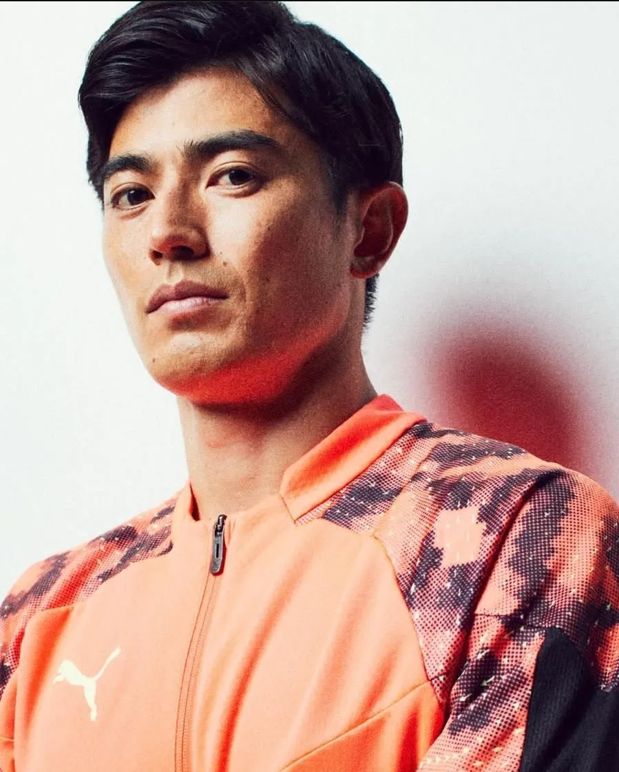 Tuyển thủ Nhật Bản gây sốt vì quá đẹp trai ảnh 10