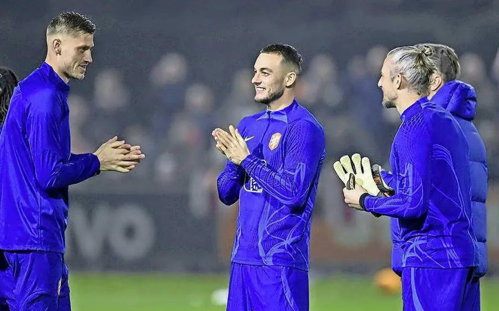 'van der Sar mới' đổi đời nhờ World Cup 2022 ảnh 4