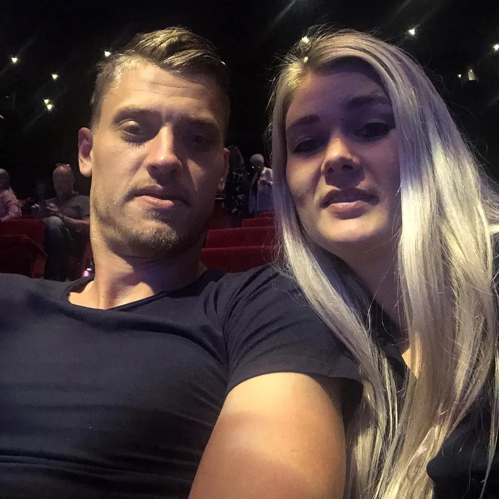 'van der Sar mới' đổi đời nhờ World Cup 2022 ảnh 2