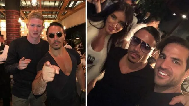 Salt Bae cùng Kevin De Bruyne và vợ chồng Cesc Fabregas Salt Bae cùng Kevin De Bruyne và vợ chồng Cesc Fabregas