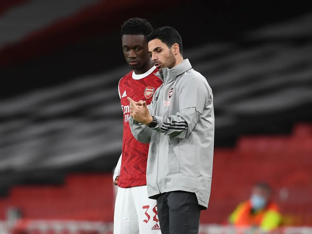 HLV Mikel Arteta hẳn rất vui khi Balogun trưởng thành tại Reims