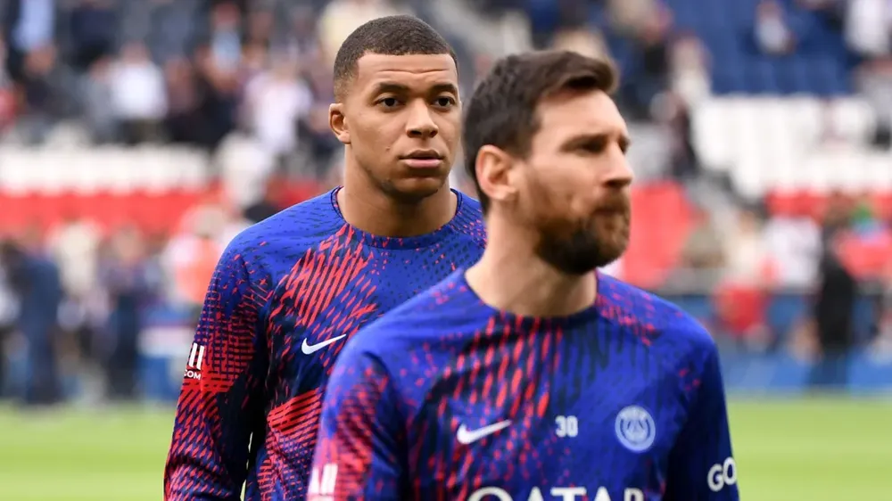 Mbappe buồn vì Messi rời đi