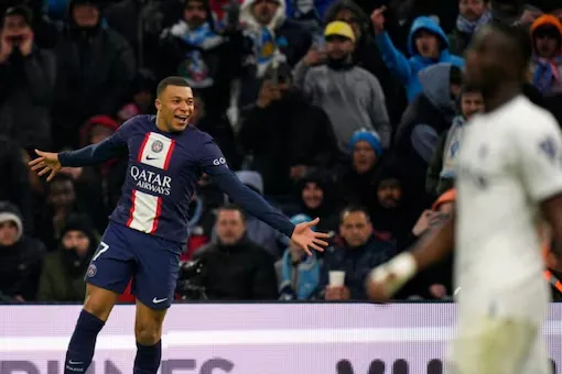 Mbappe trở thành chân sút xuất sắc nhất lịch sử PSG