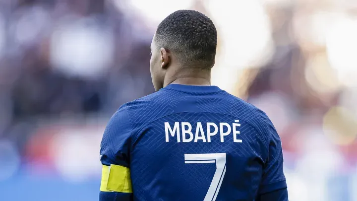 Mbappe hưởng lương cao nhất Ligue 1
